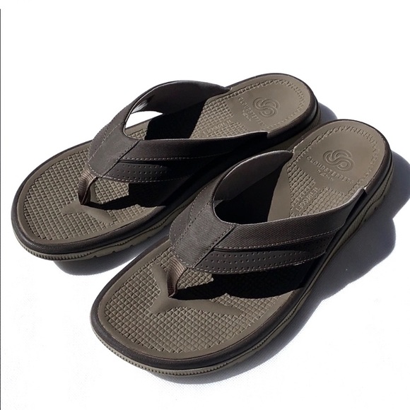 Clarks Other - Clark’s Cloudsteppers Flip Flops